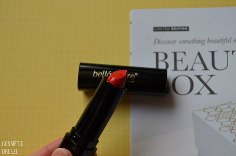 LOOKFANTASTIC BEAUTY BOX DE NOVIEMBRE - BELLAPIERRE Cosmetics - lipstick - labial rojo