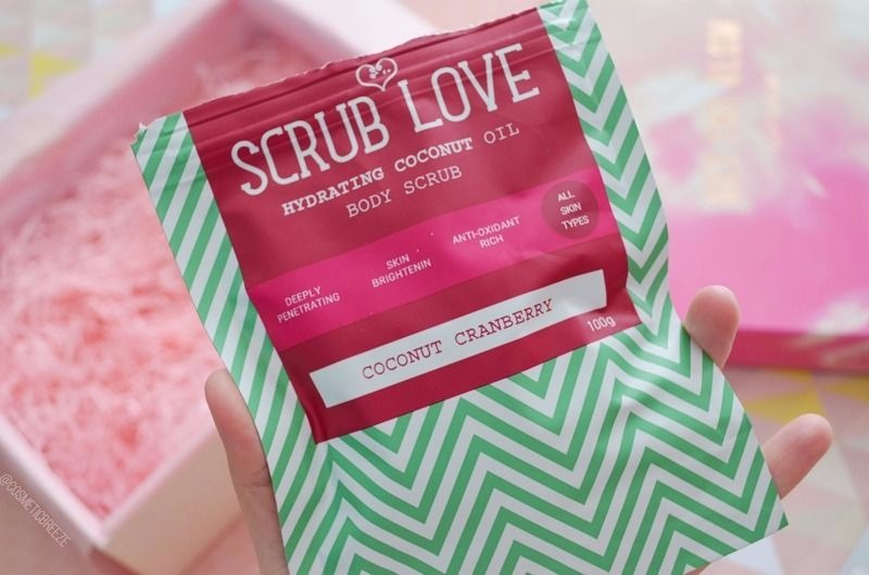 Lookfantastic Beauty Box de Mayo 2017 - Scrub Love Exfoliante Corporal Hidratante